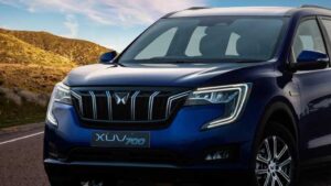 Car Reviews 14 Mahindra XUV700