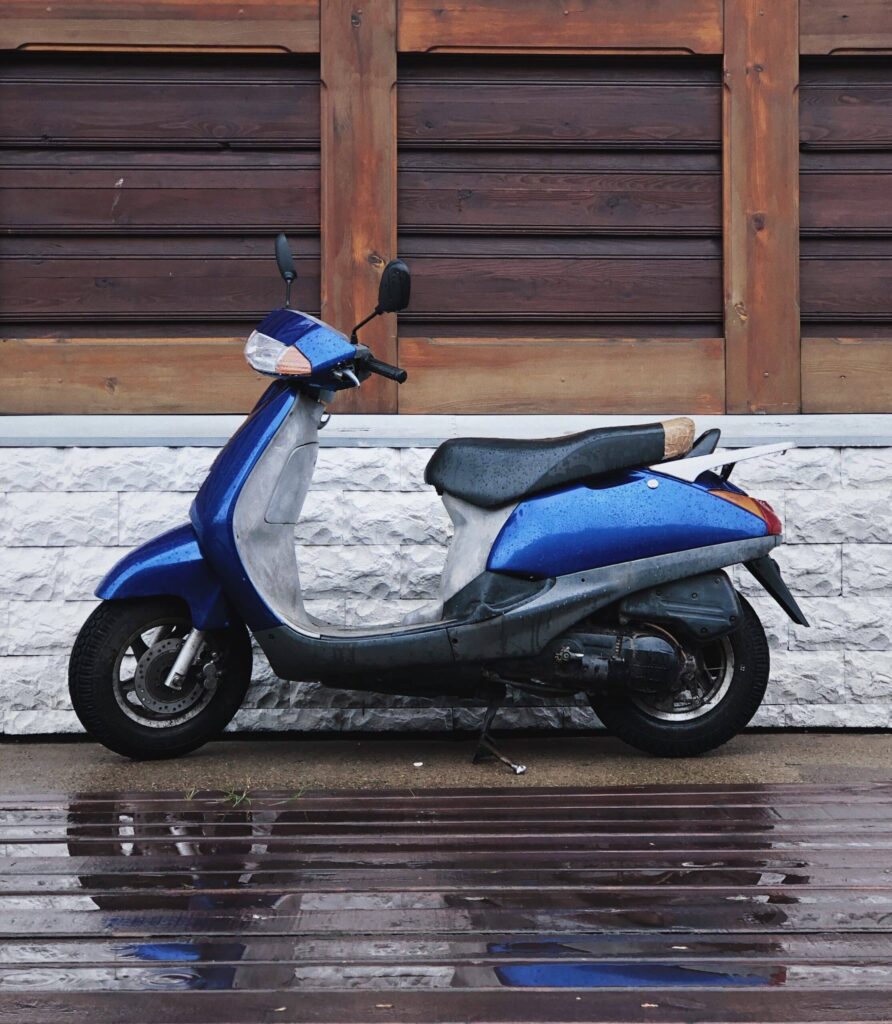 Bmw ce 04 scooter