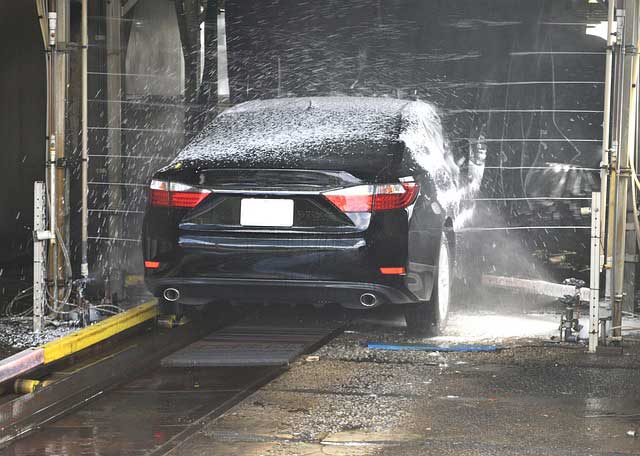 Wax to clean the car top