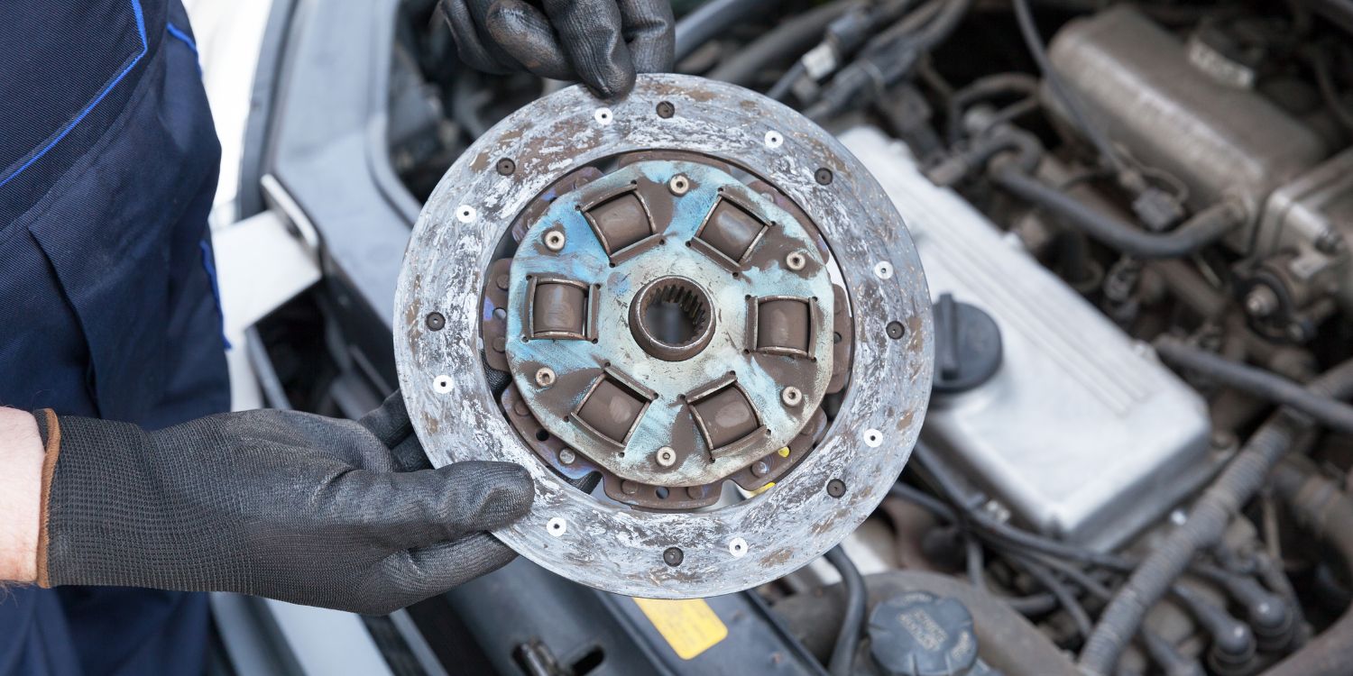 Do Automatic Cars Have a Clutch? Detailed Guide Autogos