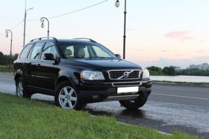 2022 Volvo XC90 Review, Pricing, and Specs